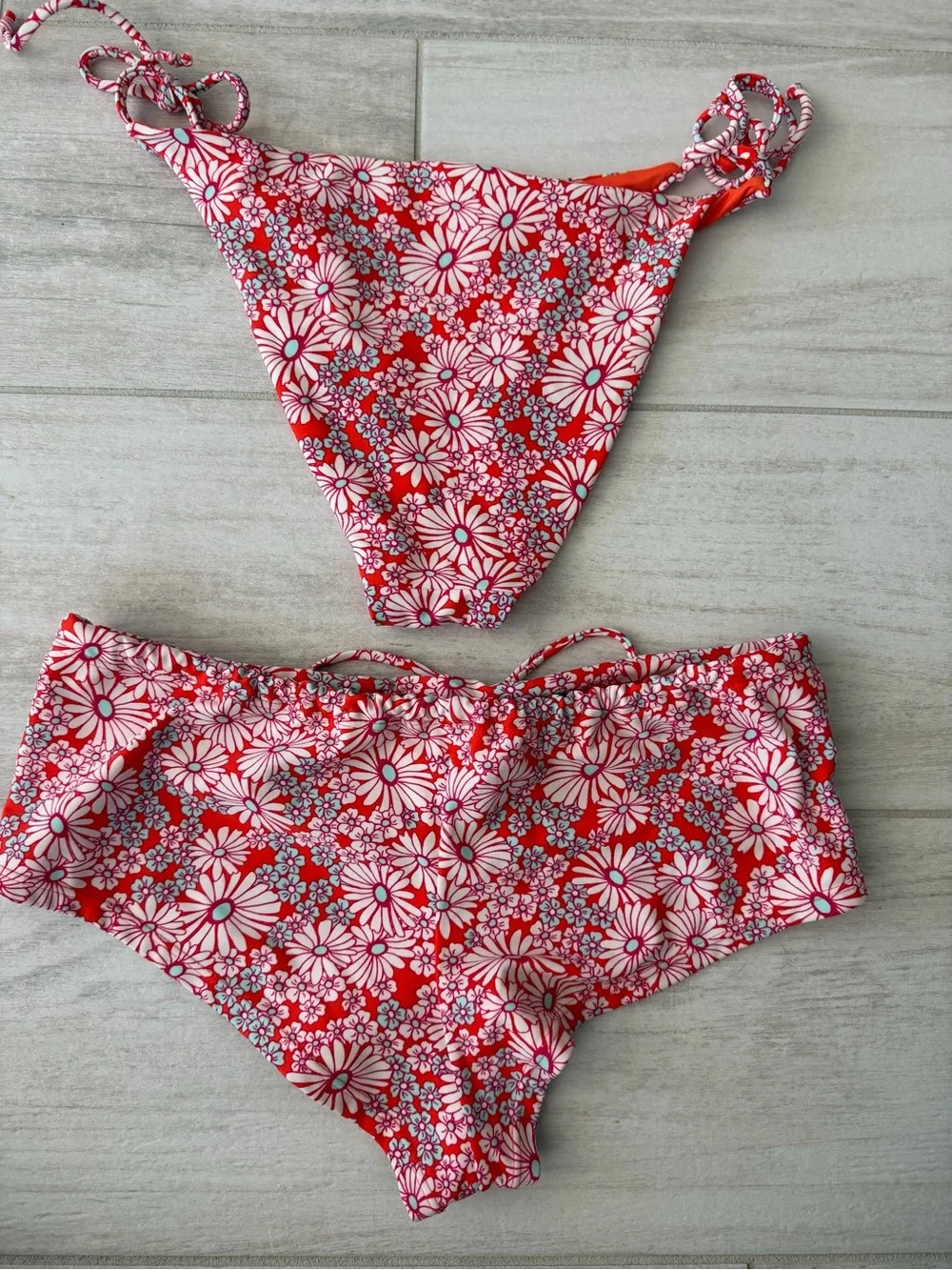 Forever 21 - 4 Pieces Set - Bikini, Shorts, Cover Up Dress - Size L